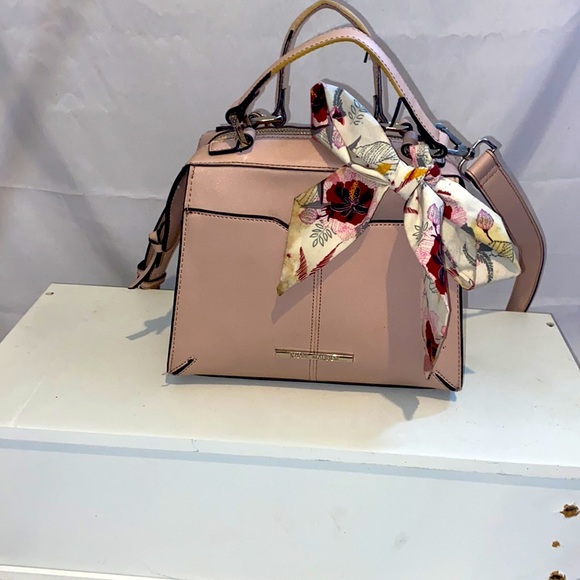 Adorable pink Steve Madden Purse! - Picture 5 of 8